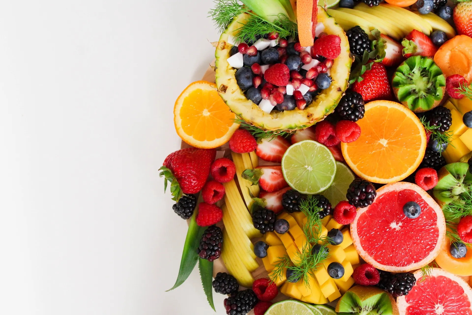 ¿Por qué necesitamos incluir en la dieta vitaminas y minerales?